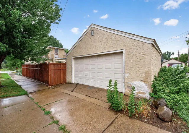 Photo 30 of Single family home for sale at 1156 Englewood Ave, Saint Paul, MN 55104 | MLS# 7120863 | Listing updated on 2026-09-16