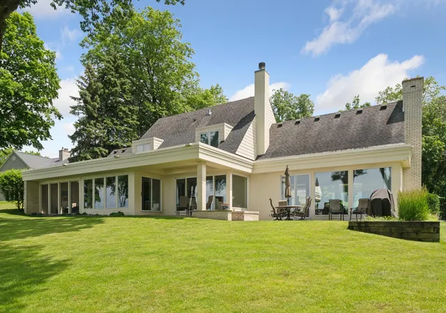 2nd image of 4770 Manitou Rd, Excelsior, MN 55331 | MLS# 7120864