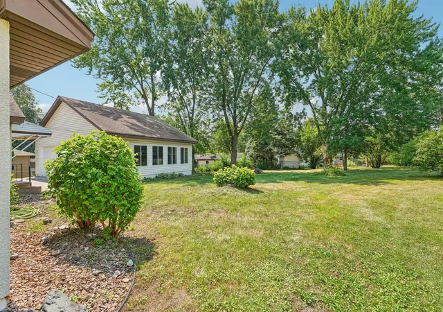 42nd image of 8245 Del Dr N, Minneapolis, MN 55428 | MLS# 7120893