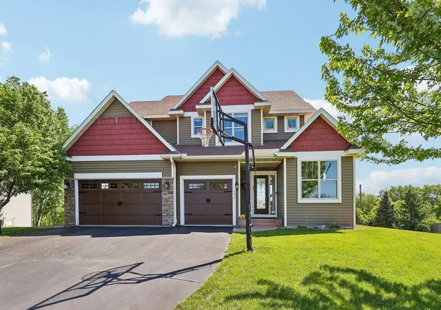 2nd image of 643 Parkside Ct, Saint Paul, MN 55123 | MLS# 7120906