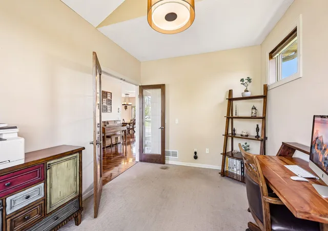 Photo 5 of Single family home for sale at 643 Parkside Ct, Saint Paul, MN 55123 | MLS# 7120906 | Listing updated on 2026-08-29