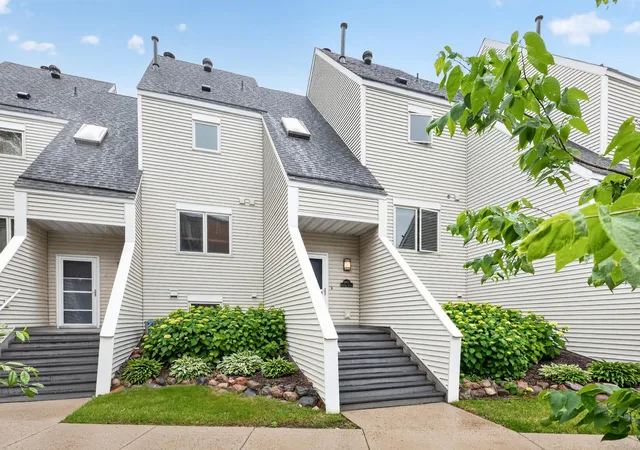 Photo 2 of Single family home for sale at 1805 New York Ave N, Minneapolis, MN 55411 | MLS# 7120914 | Listing updated on 2026-09-25
