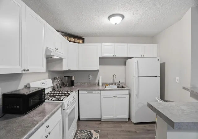 Photo 4 of Condo for sale at 7248 72nd Lane N, Minneapolis, MN 55428 | MLS# 7120933 | Listing updated on 2026-08-20