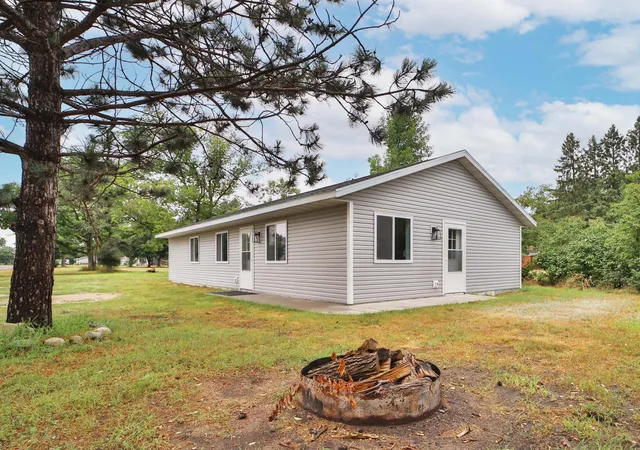 1st image of 419 Mckinley St Sw, Staples, MN 56479 | MLS# 7120940