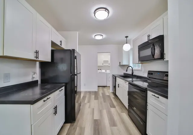 2nd image of 419 Mckinley St Sw, Staples, MN 56479 | MLS# 7120940