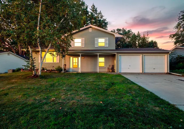 Photo 1 of Sale Pending at 3704 Glen Oaks Ave, Saint Paul, MN 55110 | MLS# 7120941 | Listing updated on 2026-08-29