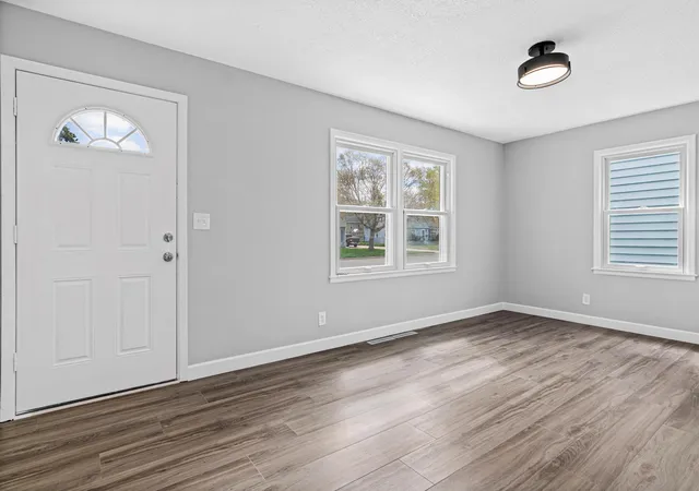 Photo 3 of Sale Pending at 6314 Stevens Ave, Minneapolis, MN 55423 | MLS# 7120943 | Listing updated on 2026-08-28