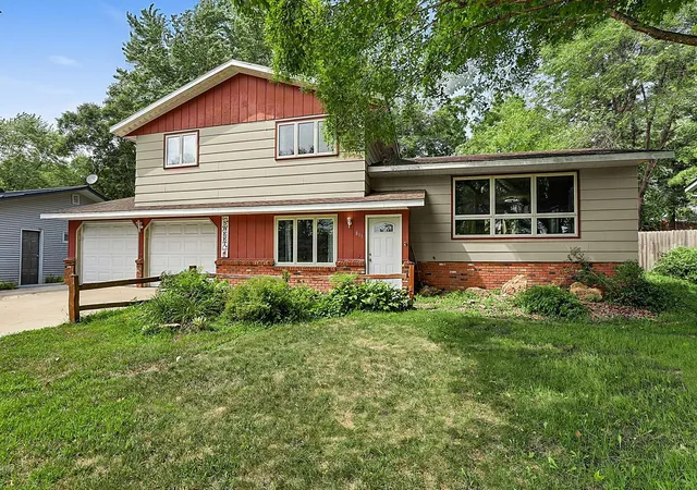 2nd image of 811 2nd St N, Cold Spring, MN 56320 | MLS# 7120958