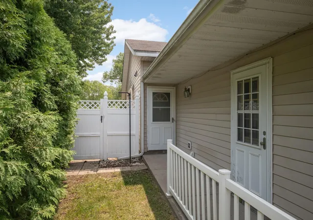 2nd image of 391 Cari Park Ln, Hastings, MN 55033 | MLS# 7120976
