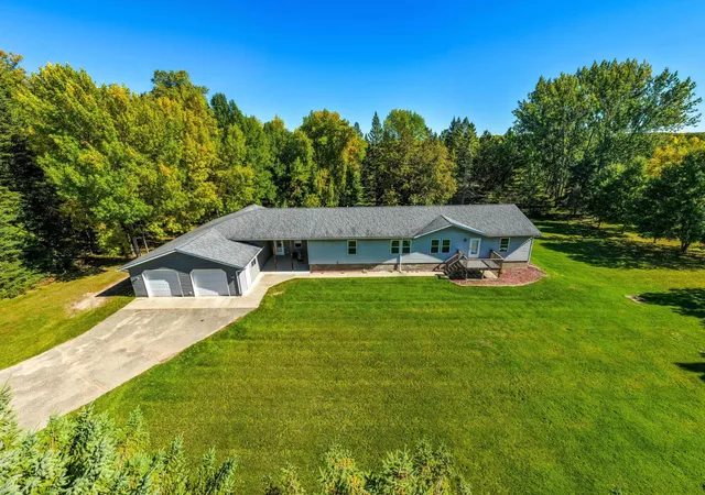 Photo 1 of Single family home for sale at 12998 Idlewild Dr Ne, Bemidji, MN 56601 | MLS# 7121024 | Listing updated on 2026-09-27
