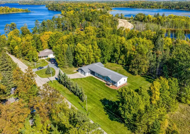 Photo 3 of Single family home for sale at 12998 Idlewild Dr NE, Bemidji, MN 56601 | MLS# 7121024 | Listing updated on 2026-09-27