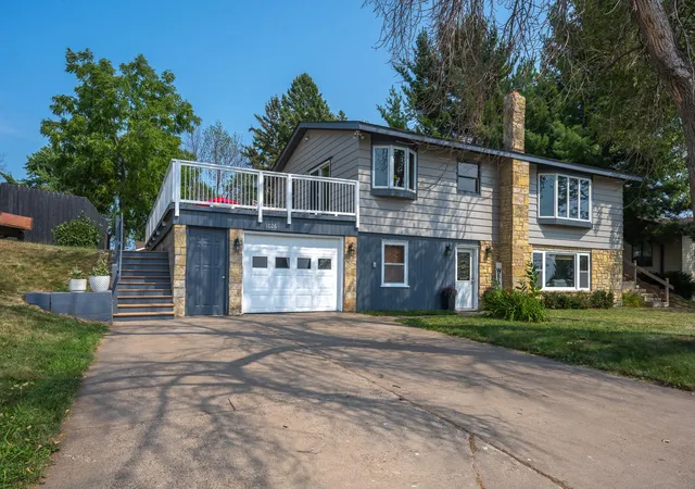 1st image of 1026 S Starr Ave, New Richmond, WI 54017 | MLS# 7121029