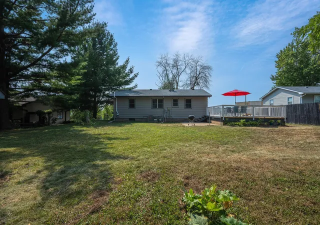 35th image of 1026 S Starr Ave, New Richmond, WI 54017 | MLS# 7121029
