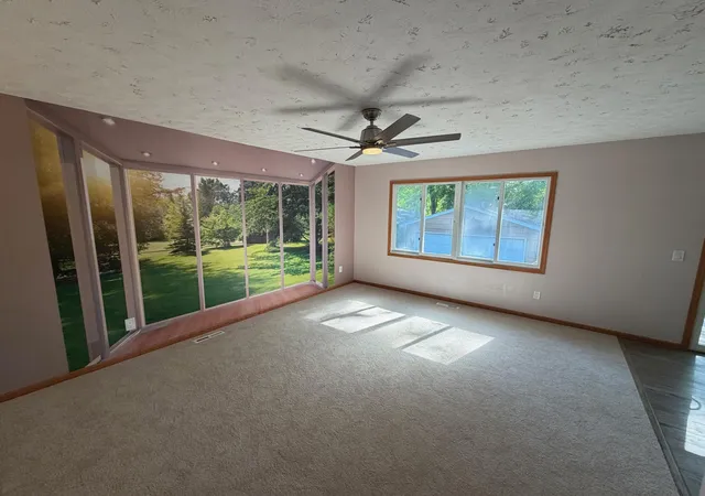Photo 3 of Sale Pending at 112 Mcgregor Ave N, Saint Paul, MN 55115 | MLS# 7121041 | Listing updated on 2026-08-11