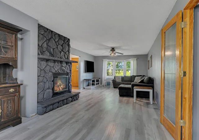 4th image of 2292 Hennepin Ave N, Glencoe, MN 55336 | MLS# 7121042