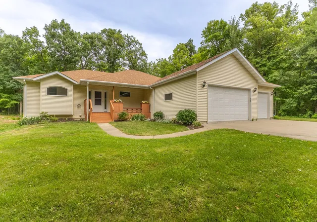 1st image of 18400 Shorewood Ct Nw, Bemidji, MN 56601 | MLS# 7121063