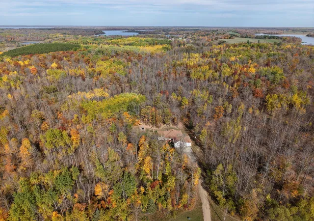 Photo 1 of Single family home for sale at 18400 Shorewood Ct Nw, Bemidji, MN 56601 | MLS# 7121063 | Listing updated on 2026-10-21