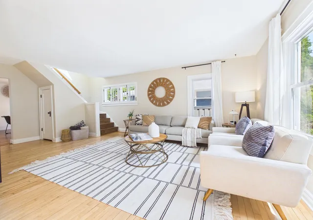 4th image of 1887 Malvern St, Saint Paul, MN 55113 | MLS# 7121080