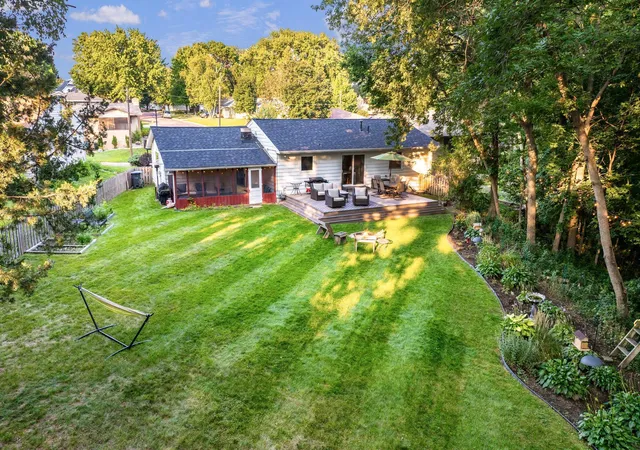 2nd image of 128 Clover Ln, Mankato, MN 56001 | MLS# 7121083