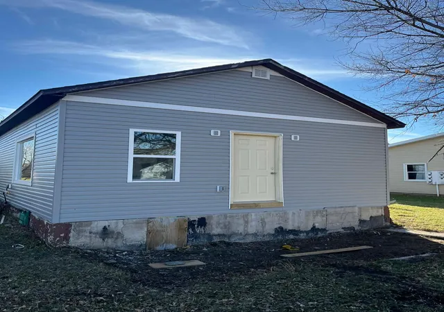 1st image of 832 Main St, Lansford, ND 58750 | MLS# 7121087
