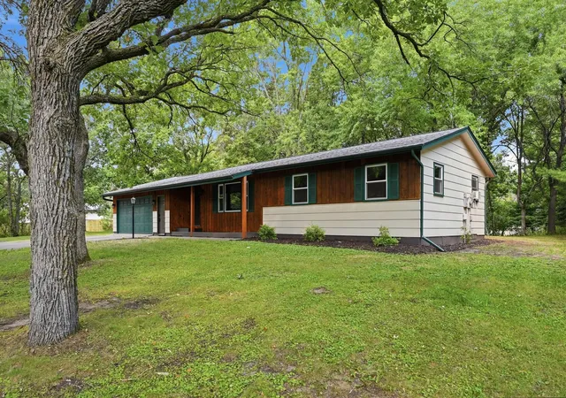 2nd image of 13239 Oakwood Rd, Zimmerman, MN 55398 | MLS# 7121132
