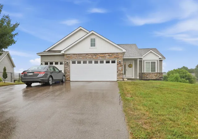 Photo 1 of Sale Pending at 526 3rd Avenue Ne, Lonsdale, MN 55046 | MLS# 7121135 | Listing updated on 2026-08-25