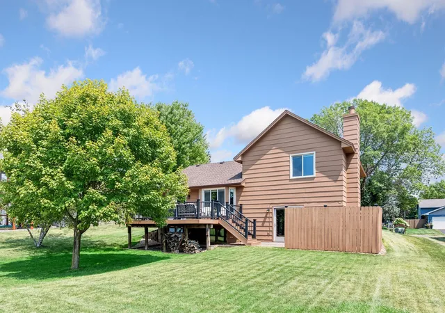 Photo 2 of Sale Pending at 8585 Chanhassen Hills Dr S, Chanhassen, MN 55317 | MLS# 7121137 | Listing updated on 2026-09-17