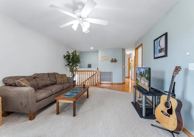 Photo 4 of Single family home for sale at 190 Benson Dr, Lewiston, MN 55952 | MLS# 7121159 | Listing updated on 2026-08-21