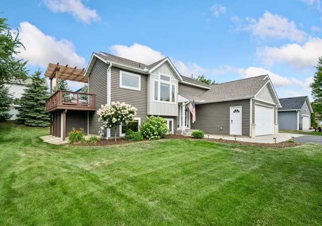 Photo 2 of Sale Pending at 346 Wagner Way, Elko New Market, MN 55054 | MLS# 7121161 | Listing updated on 2026-08-13