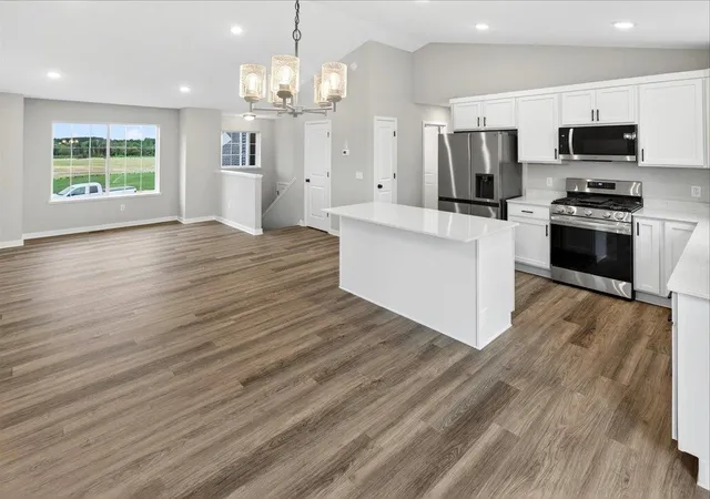 4th image of 37528 Greenway Ave, North Branch, MN 55056 | MLS# 7121176
