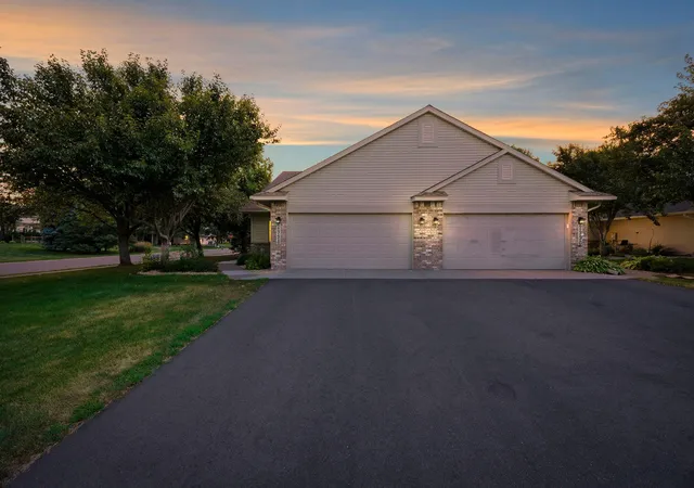 Photo 1 of Single family home for sale at 2994 Pitrina Way, Saint Paul, MN 55117 | MLS# 7121184 | Listing updated on 2026-08-27