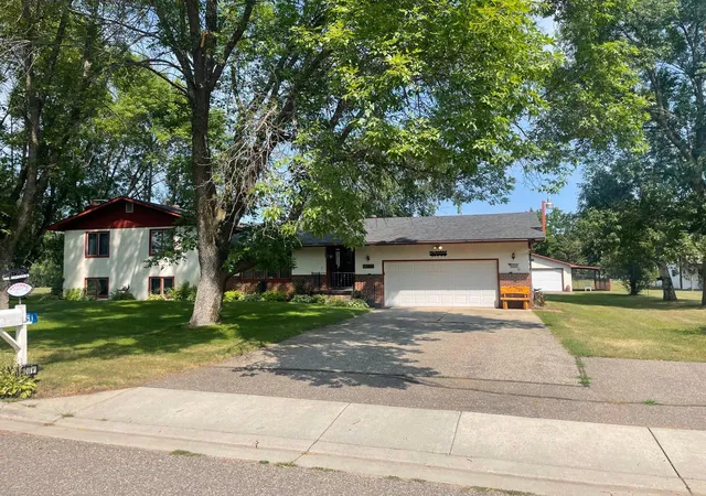 1st image of 381 Morrison St E, Motley, MN 56466 | MLS# 7121221