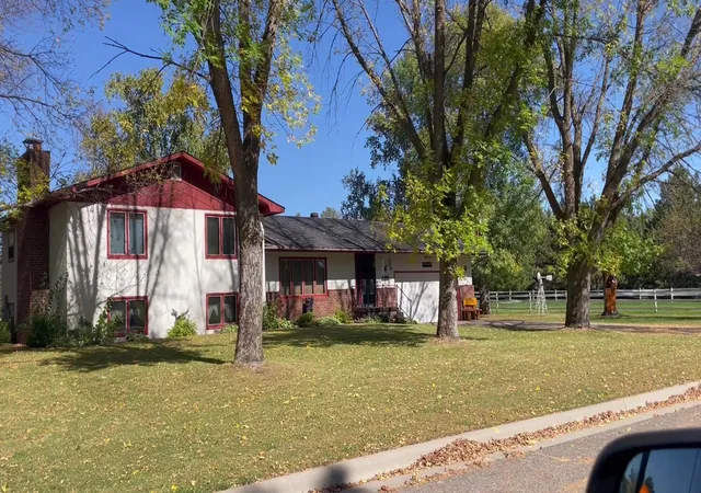 2nd image of 381 Morrison St E, Motley, MN 56466 | MLS# 7121221