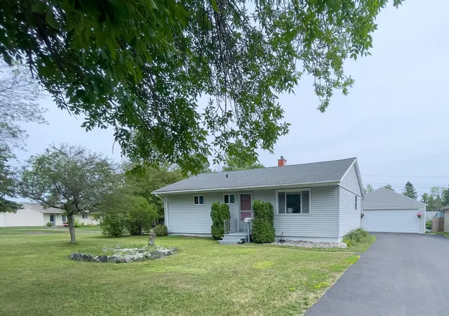 Photo 1 of Single family home for sale at 11 Ives Rd, Silver Bay, MN 55614 | MLS# 7121223 | Listing updated on 2026-08-05