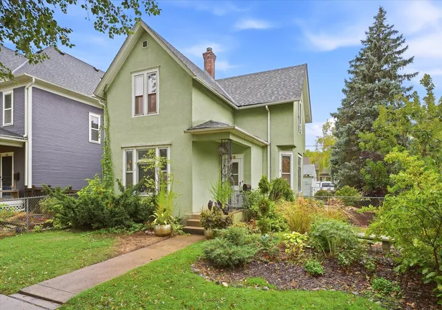 Photo 1 of Sale Pending at 705 Jefferson Ave, Saint Paul, MN 55102 | MLS# 7121226 | Listing updated on 2026-10-07