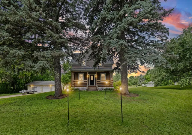 2nd image of 871 5th St N, Dassel, MN 55325 | MLS# 7121253