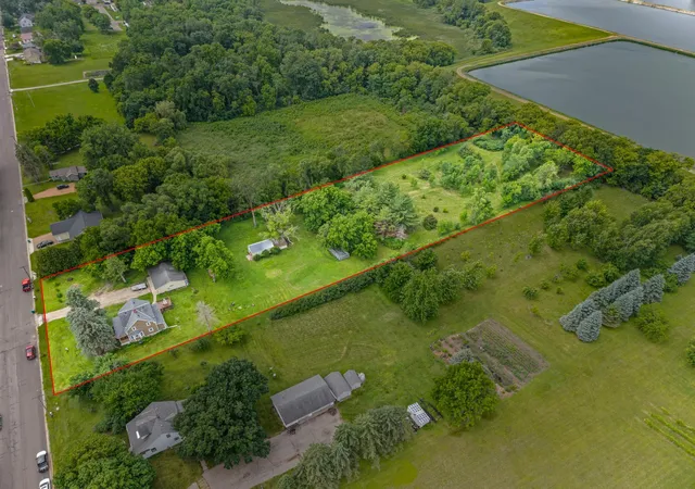Photo 2 of Single family home for sale at 871 5th Street N, Dassel, MN 55325 | MLS# 7121253 | Listing updated on 2026-10-09