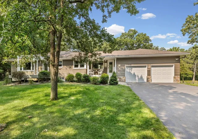 1st image of 26126 Pillsbury Ave, Elko New Market, MN 55020 | MLS# 7121267