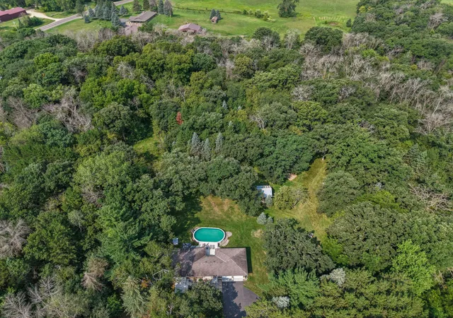 4th image of 26126 Pillsbury Ave, Elko New Market, MN 55020 | MLS# 7121267