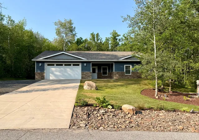 Photo 3 of Single family home for sale at 200 Langhorst Ct, Moose Lake, MN 55767 | MLS# 7121270 | Listing updated on 2026-09-24