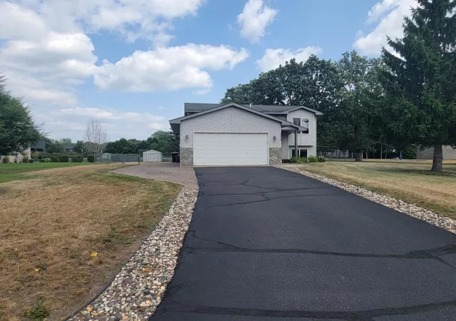 Photo 2 of Sale Pending at 4410 Pintail St, Big Lake, MN 55309 | MLS# 7121286 | Listing updated on 2026-08-20
