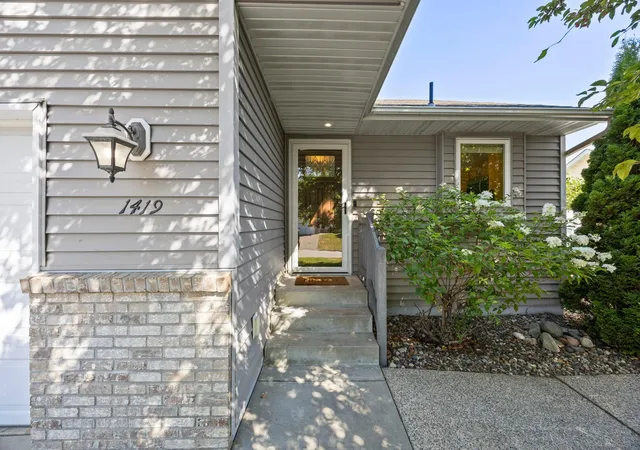2nd image of 1419 17th Ave Se, Saint Joseph, MN 56374 | MLS# 7121292