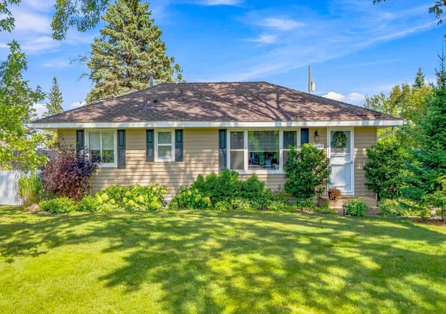 1st image of 11649 Wren St Nw, Minneapolis, MN 55433 | MLS# 7121302