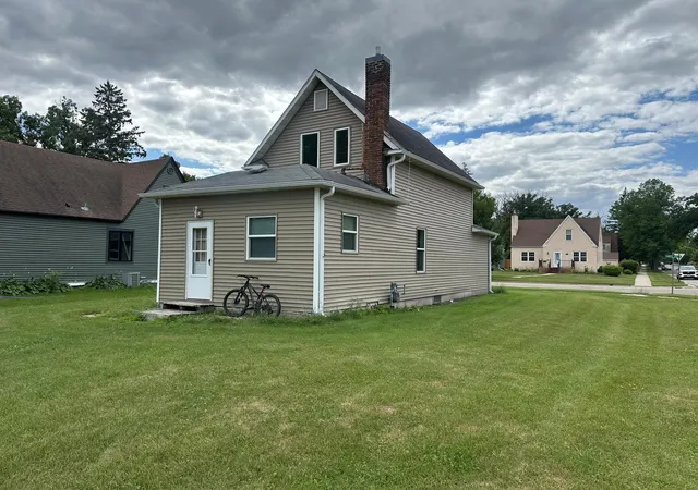Photo 3 of Sale Pending at 824 Labree Ave N, Thief River Falls, MN 56701 | MLS# 7121310 | Listing updated on 2026-10-01
