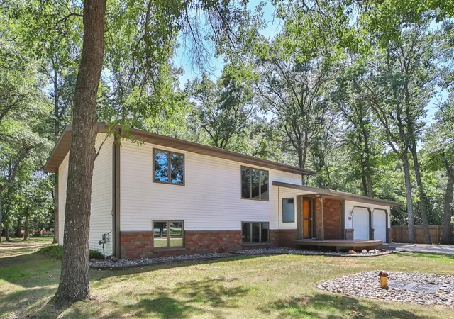 1st image of 6205 Donald St, Baxter, MN 56425 | MLS# 7121312