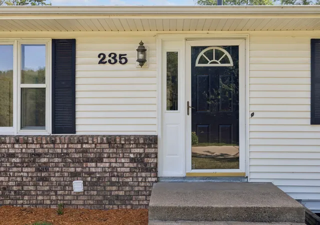 Photo 4 of Single family home for sale at 235 Quality Ave N, Lakeland, MN 55043 | MLS# 7121320 | Listing updated on 2026-08-28