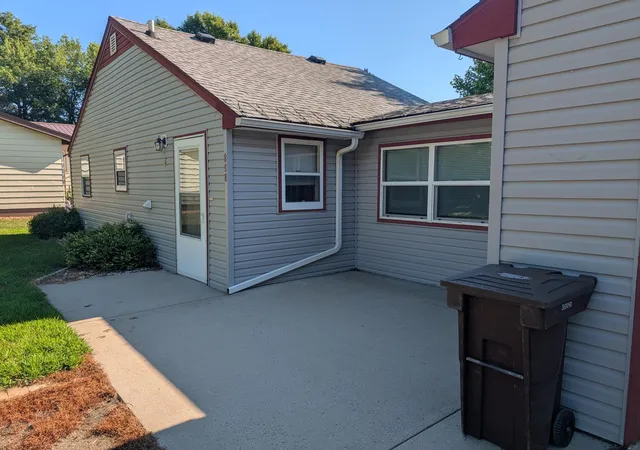 Photo 2 of Sale Pending at 808 S 11th Street, Montevideo, MN 56265 | MLS# 7121323 | Listing updated on 2026-08-27