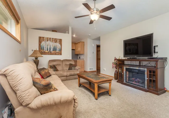 3rd image of 2211 Ridgedale Dr Se, Alexandria, MN 56308 | MLS# 7121355