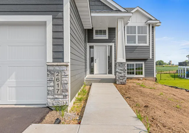 29th image of 2617 213th St W, Farmington, MN 55024 | MLS# 7121357