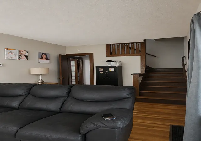 Photo 2 of Single family home for sale at 816 3rd Street Se, Willmar, MN 56201 | MLS# 7121380 | Listing updated on 2026-09-01
